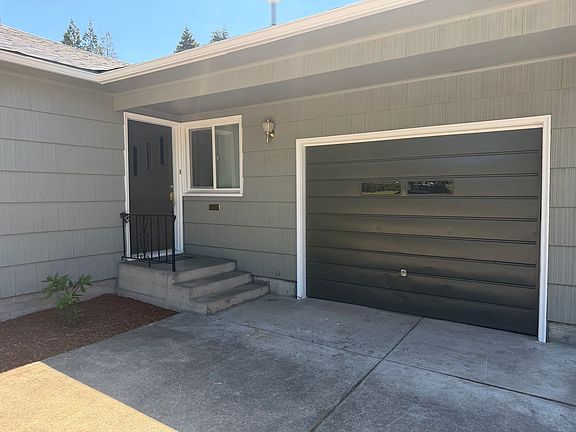 2nd image of 1331 G St