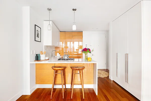 Sold by Compass | media 5