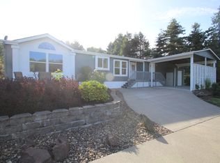 1 S Gee Creek Loop, Ridgefield, WA 98642