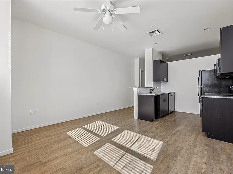 1015-1021 W Lancaster Ave #210-212 — Photo 13