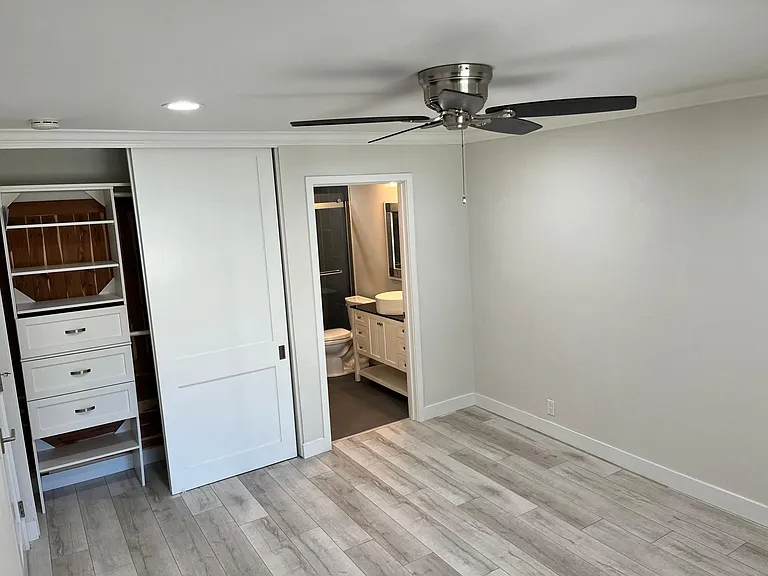 19185 Shoreline Ln #1 — Photo 9