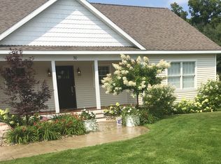 70 Birch Ct, Harbor Springs, MI 49740