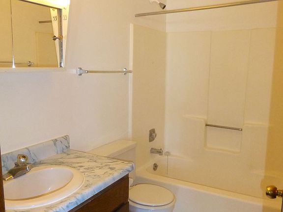 5th image of 4322 Nakoosa Trl APT 5