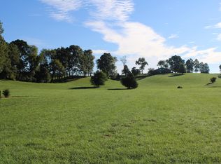 Mt Calm Dr, Glade spring, VA 24340