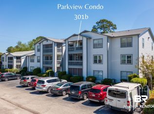 2200 W 2nd St #301-B, Gulf Shores, AL 36542
