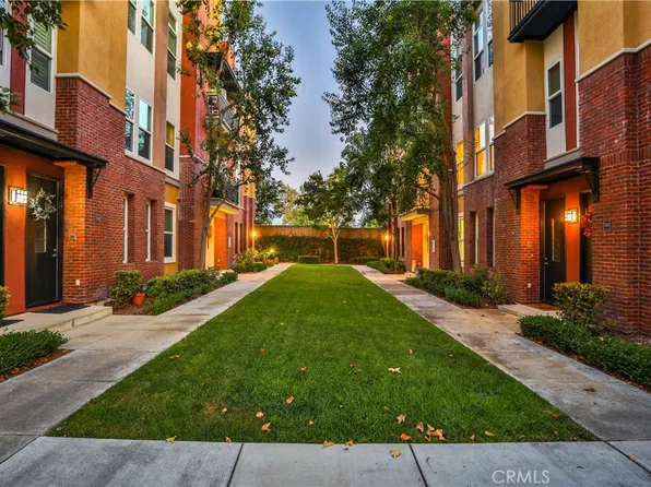 744 W 1st St, Claremont, CA 91711