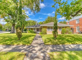 2538 Addison Rd, Houston, TX 77030