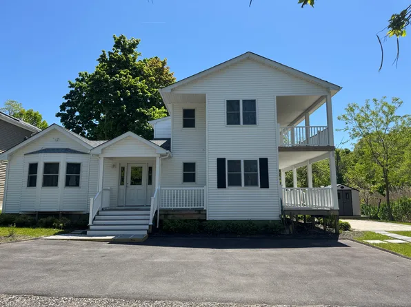 (undisclosed Address), Wading River, NY 11792