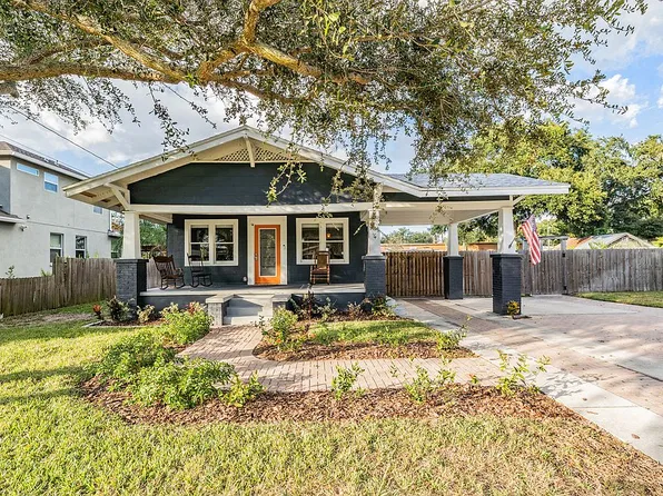 1220 E Giddens Ave, Tampa, FL 33603