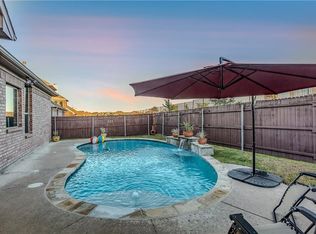 524 Royal Glade Dr, Keller, TX 76248