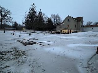 108 Center St, Freeborn, MN 56032