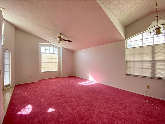 3rd image of 2037 Crosshair Cir