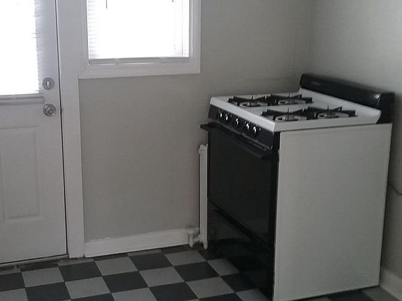 2nd image of 737 N Nelson St APT 22