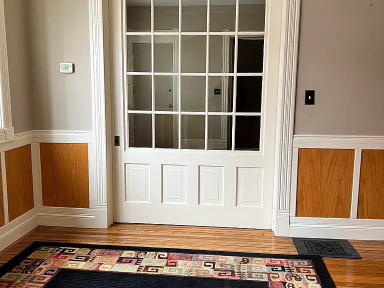 255 Charles Ave SE #1 — Photo 4