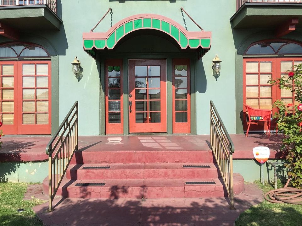 2nd image of 1536 6th Ave