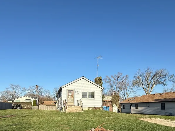 4908 Cross St, Downers Grove, IL 60515