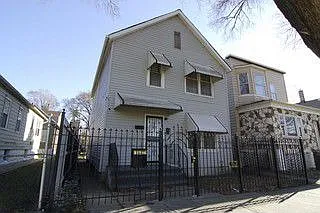 11627 S Lafayette Ave photo 1