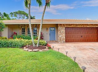 2390 NW 30th Rd, Boca Raton, FL 33431