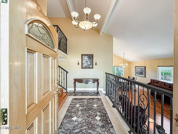 5th image of 3571 Avenida Verano