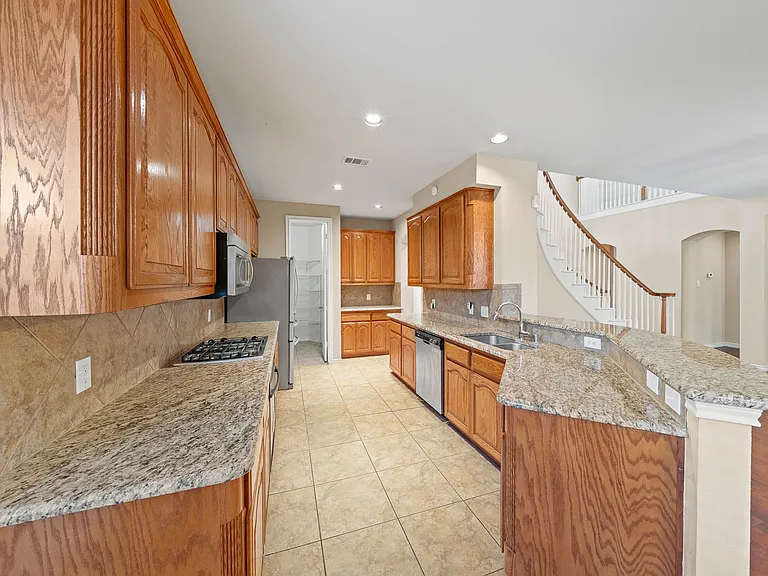 13459 Juneau Dr — Photo 13