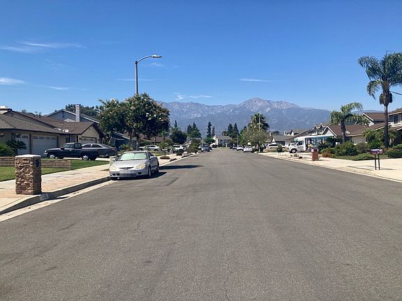 4th image of 1315 La Mancha Way