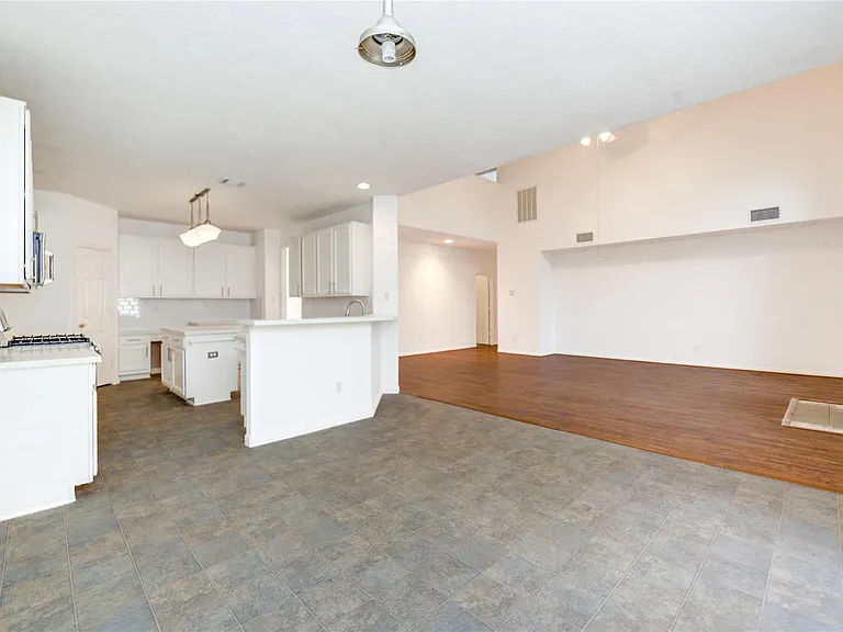 16464 Beewood Glen Dr — Photo 19