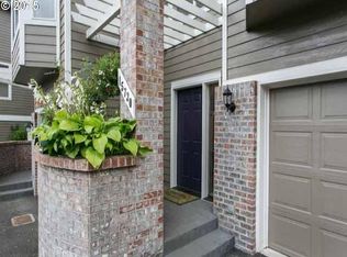 15730 SW Flagstone Dr, Beaverton, OR 97007