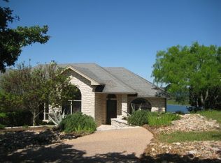 320 Quail Run Ct, Spicewood, TX 78669