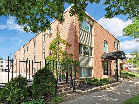 2nd image of 3018 Aldrich Ave S APT 23