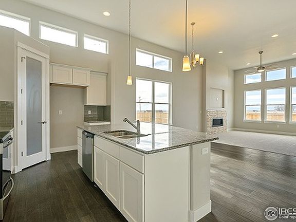 5th image of 276 Mt Harvard Ave