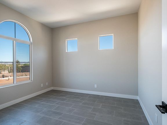 4th image of 3139 E ALICIA Drive