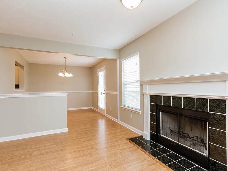 10458 Wintergreen Way — Photo 3