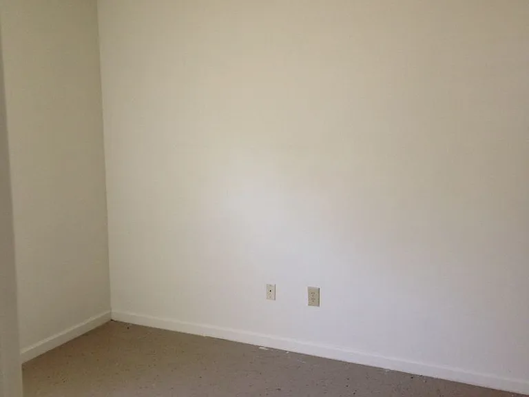 1475 Hadorn Rd — Photo 5