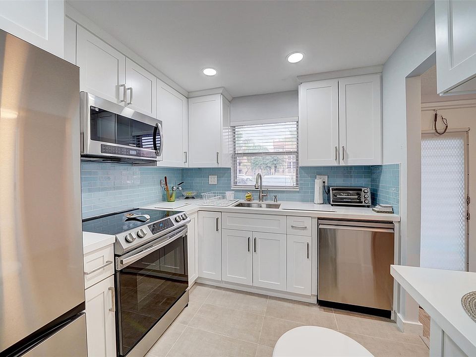 1st image of 9580 Sunrise Lakes Boulevard #103