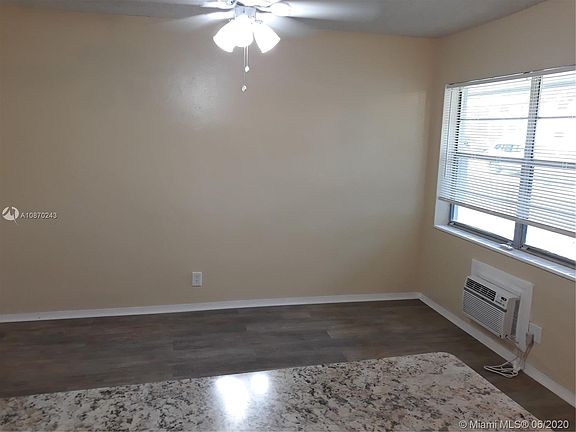 5th image of 1431 SW 24th Ct APT 3