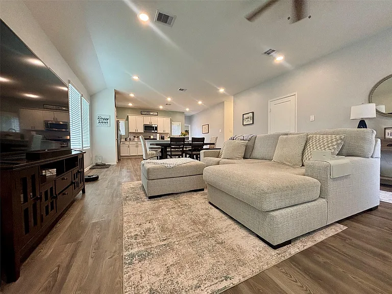 3533 Alcala Cove Ct — Photo 8