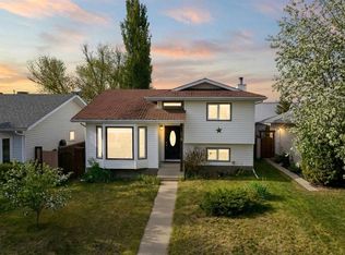 76 S Dixon Cres, Red Deer, AB T4R2H5