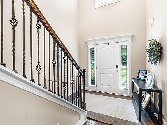 5th image of 147 Forestbrooke Way