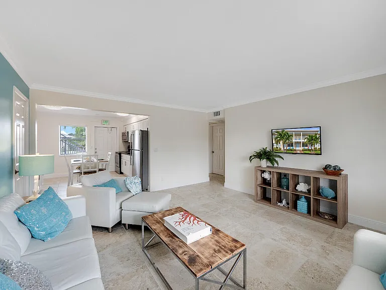 1236 Beach Rd #2 — Photo 12