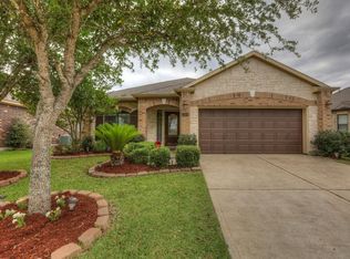 13104 Southern Valley Dr, Pearland, TX 77584