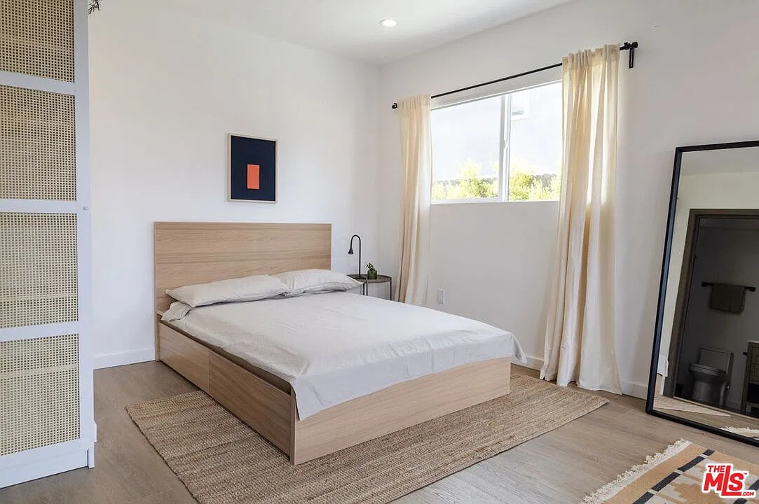 Studio, 1.0 bath, 400 sqft, $1,900 — Photo 4