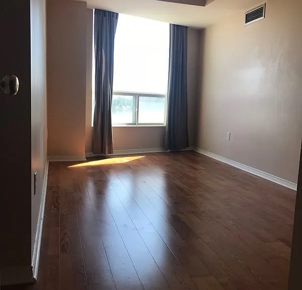 28 Pemberton Ave #706 — Photo 3