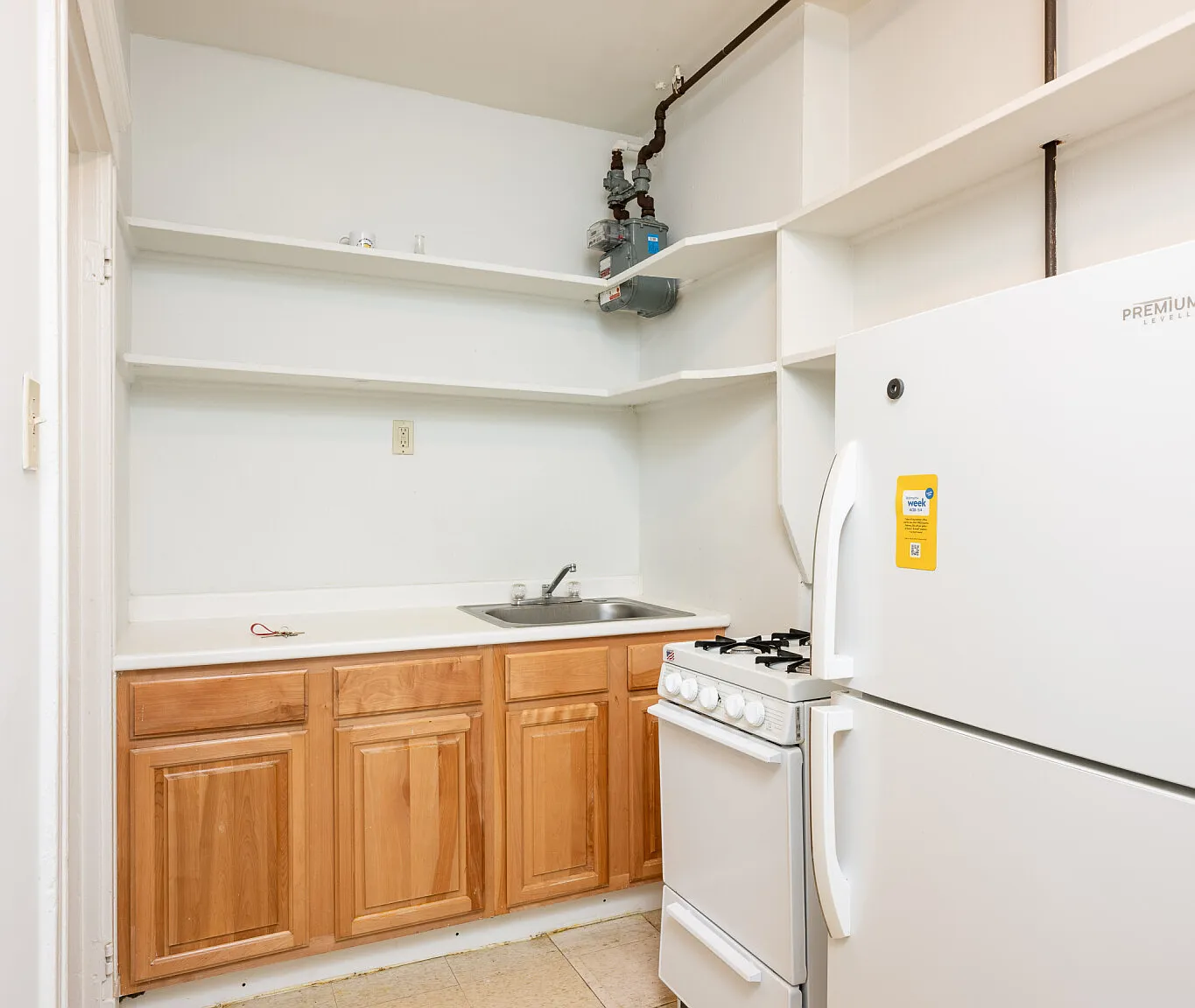 Studio, 1.0 bath, 343 sqft, $2,400 — Photo 4