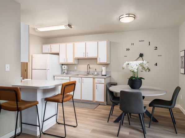 11301 SE 10th St APT 145