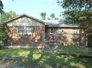 821 Hickory Chapel Rd, High Point, NC 27260