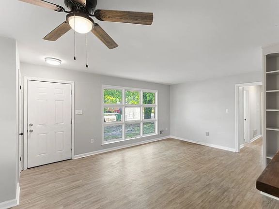 3rd image of 727 Brucewood St NW