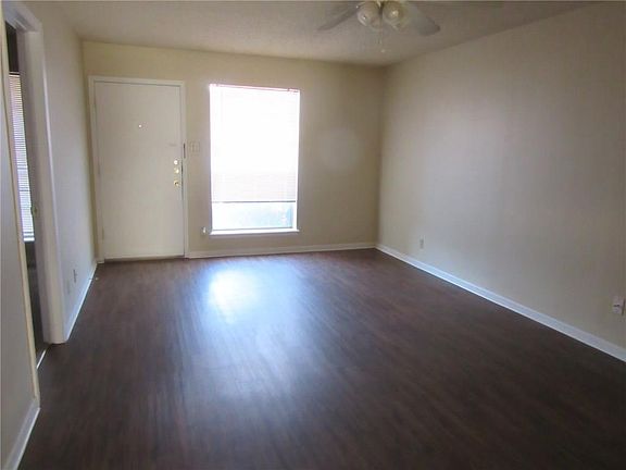 2nd image of 744 Hawn Cir
