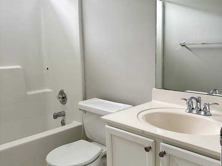 1020 Purple Glory Dr — Photo 17