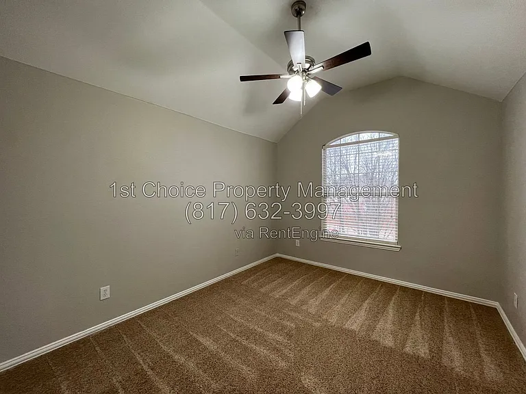5312 Scenic Point Dr — Photo 22