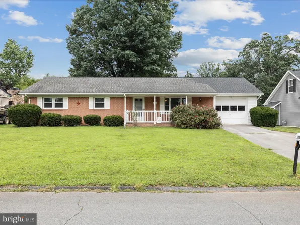 303 Beechcroft Rd, Winchester, VA 22601